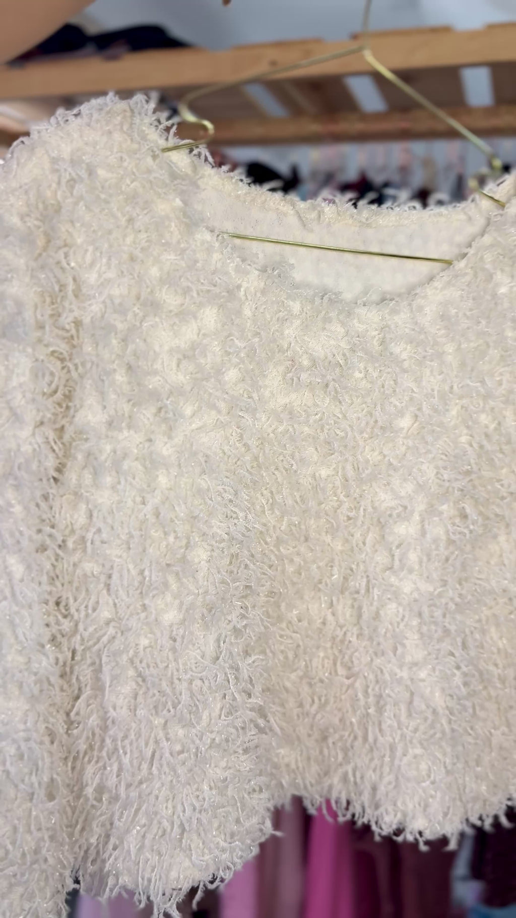 Fluffy glow sweater✨